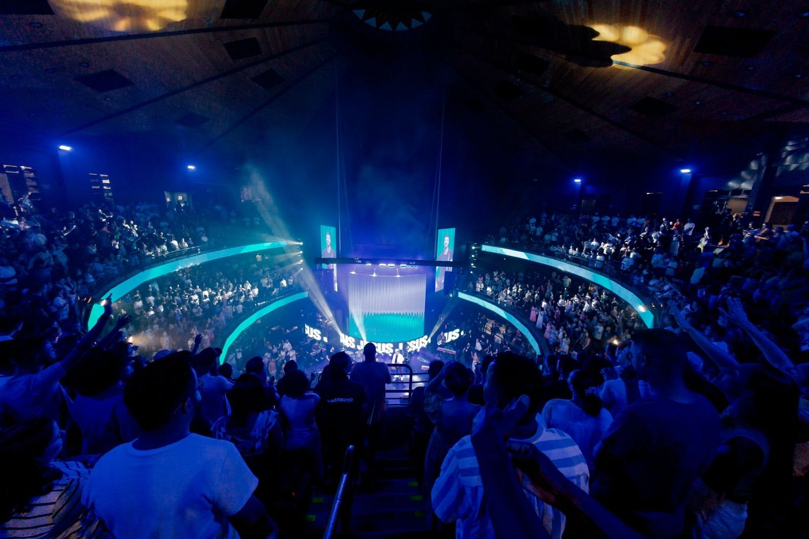 Kari Jobe + Cody Carnes · Turnê Brasil